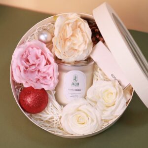 Một góc nhìn khác về SET QUÀ TRÒN NẾN THƠM 220G