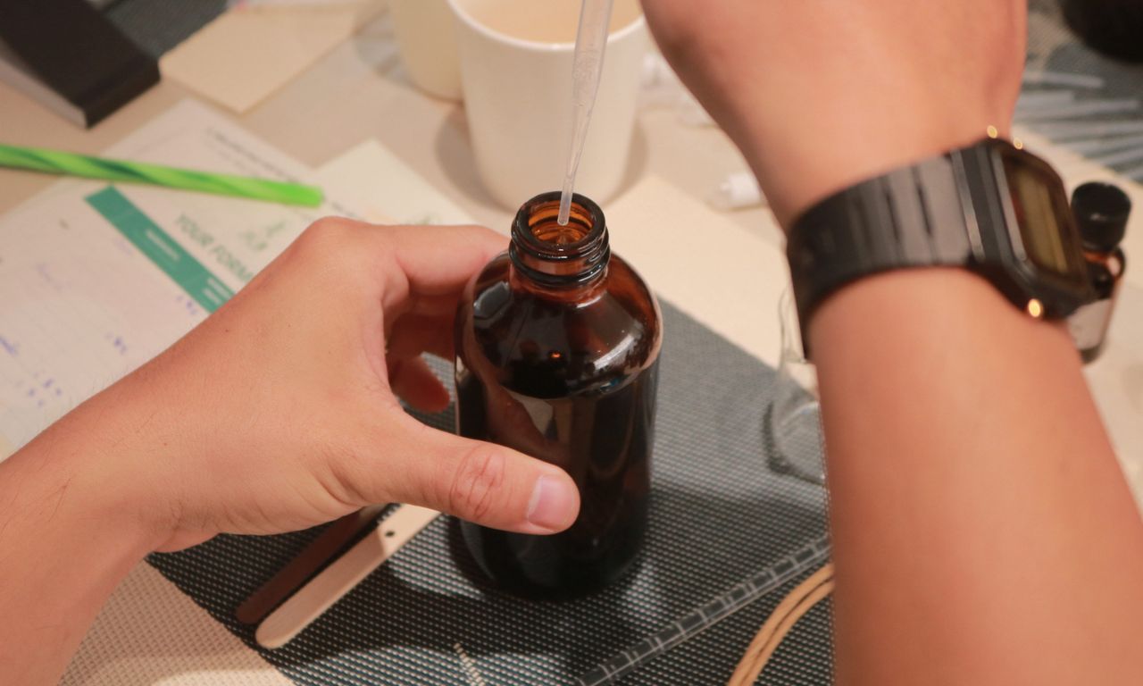 hieu-ro-ve-nguyen-lieu-thong-qua-workshop-nen-thom