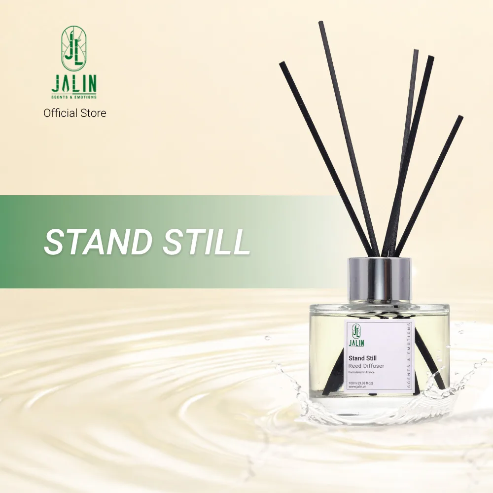 tan-huong-stand-still